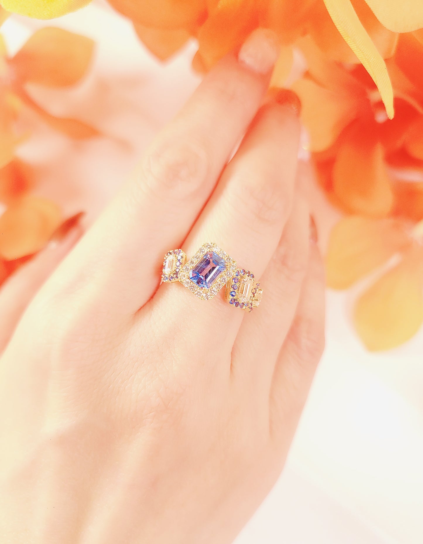 Blue Sapphire and Diamond Ring-WK4040