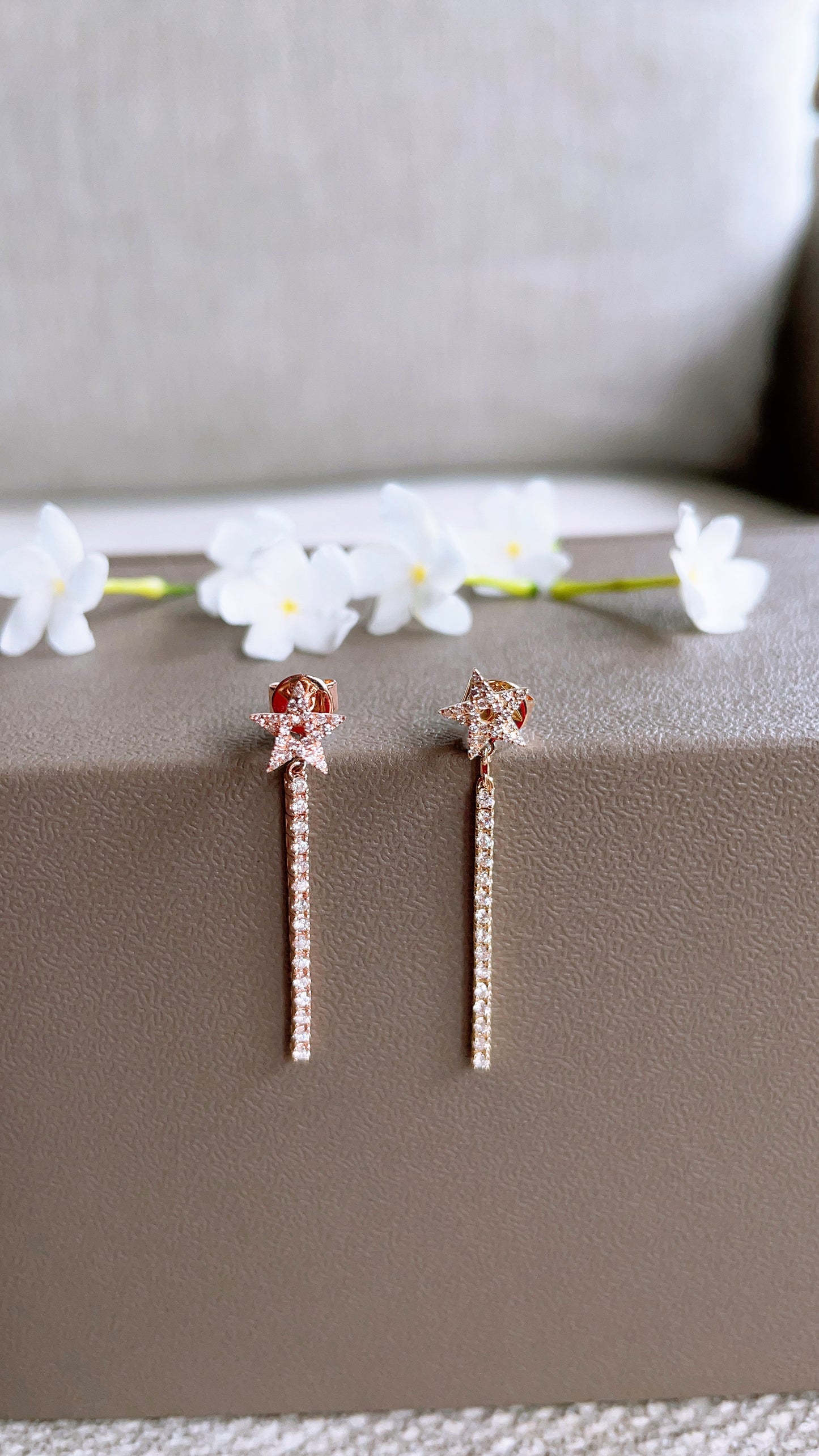 Diamond Star Earring (one piece)-WK3889