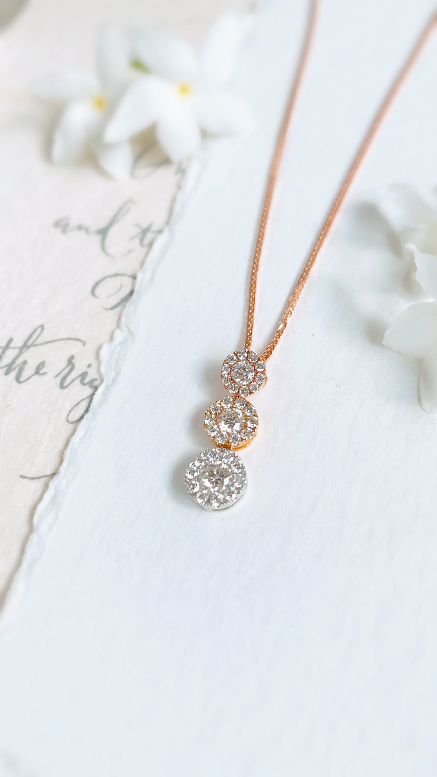 Cluster Diamond Pendant-ZEO00011528