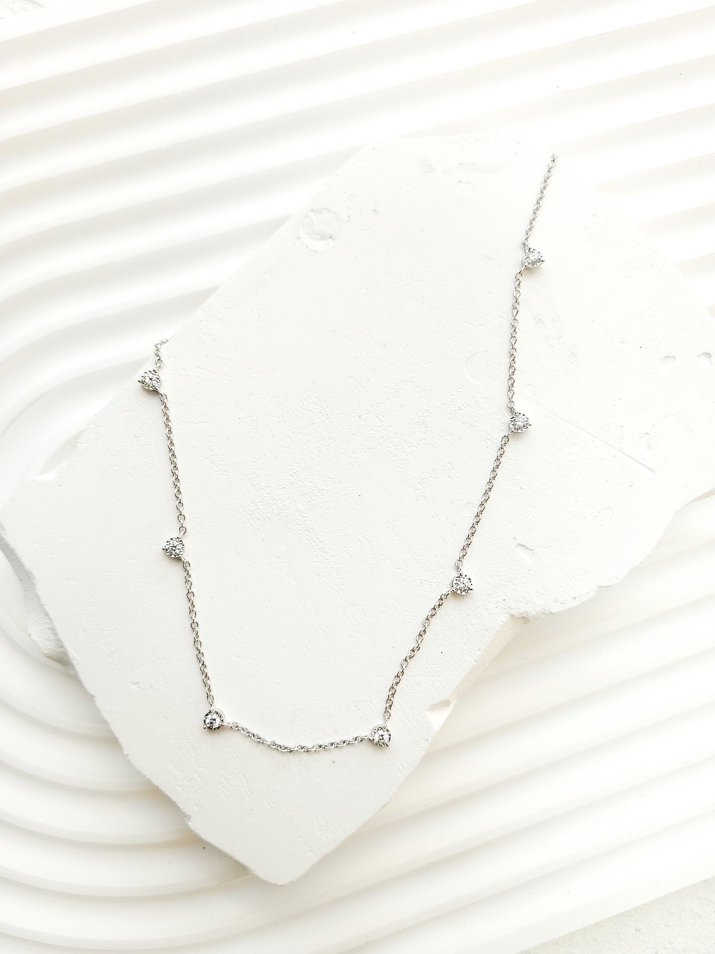 Gypsophila Diamond Necklace-WK3971