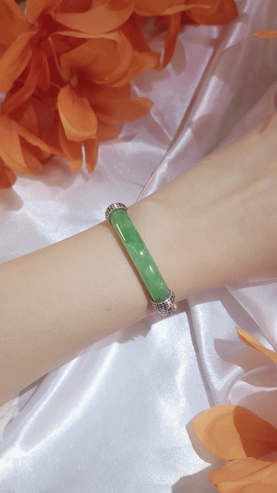 Fei Cui and Diamond Bangle- WBO00000289  (Certified Grade A)