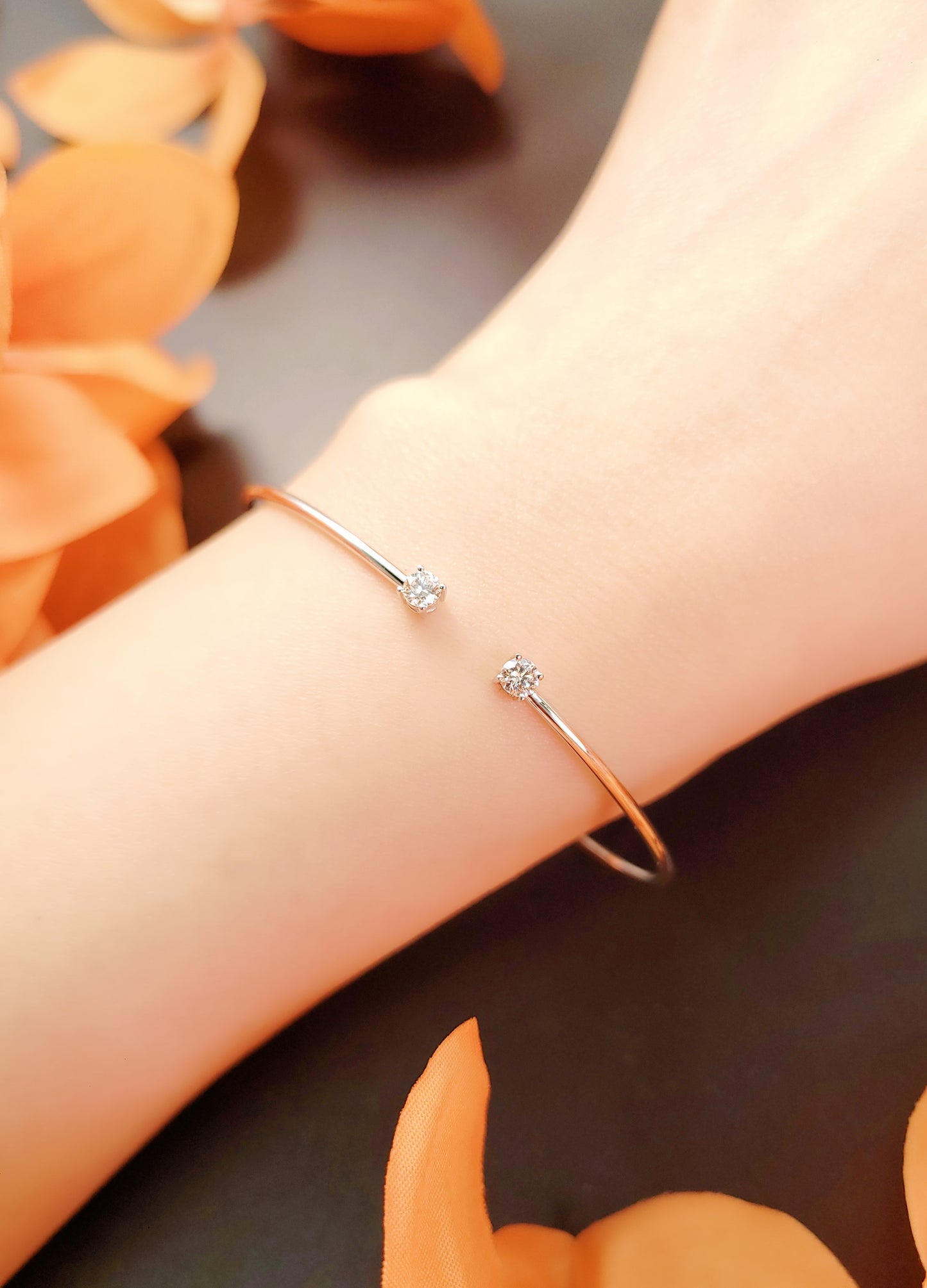 Hug Me Diamond Bangle-WK4128