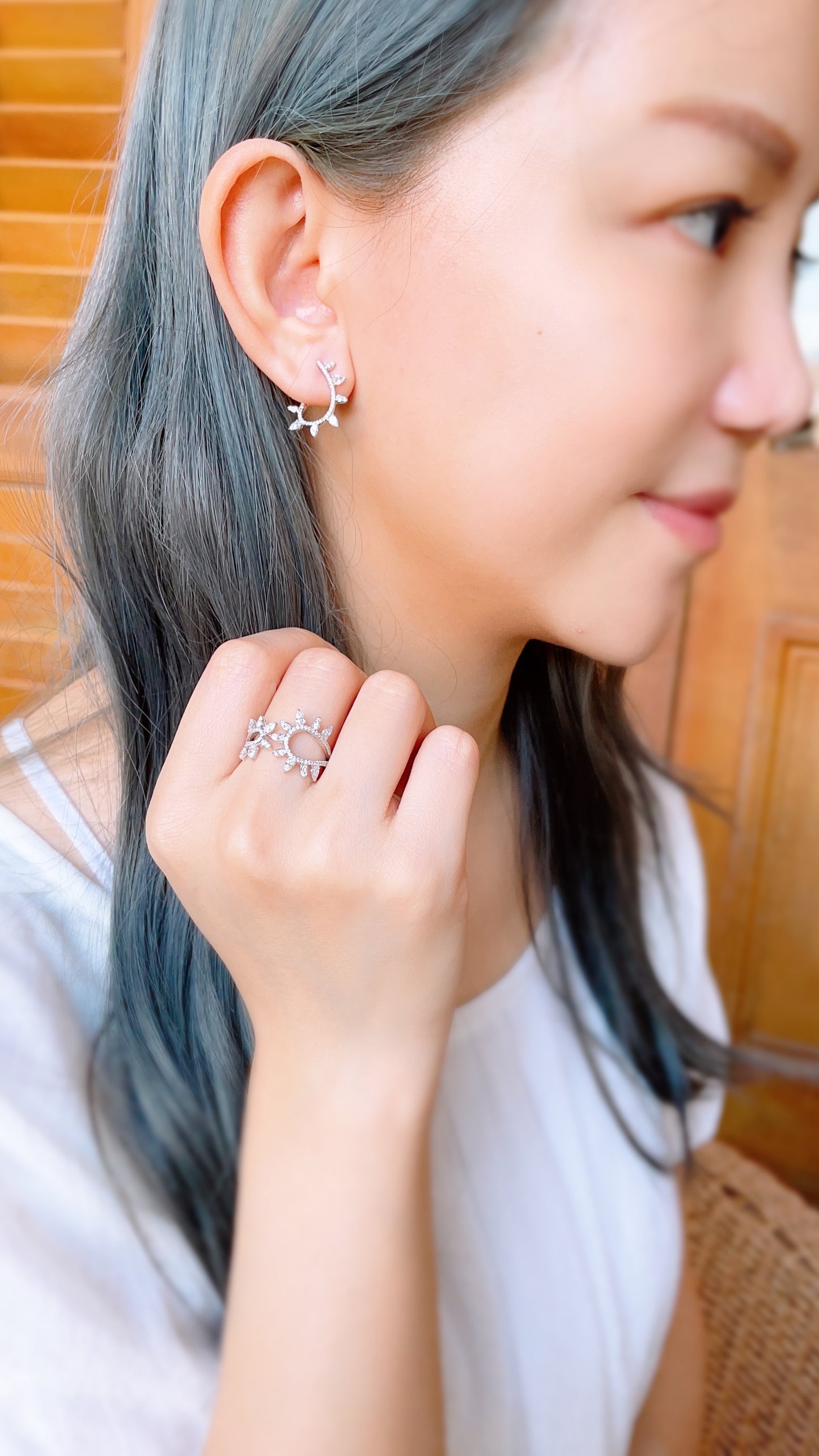 Rose Thorns Diamond Earrings