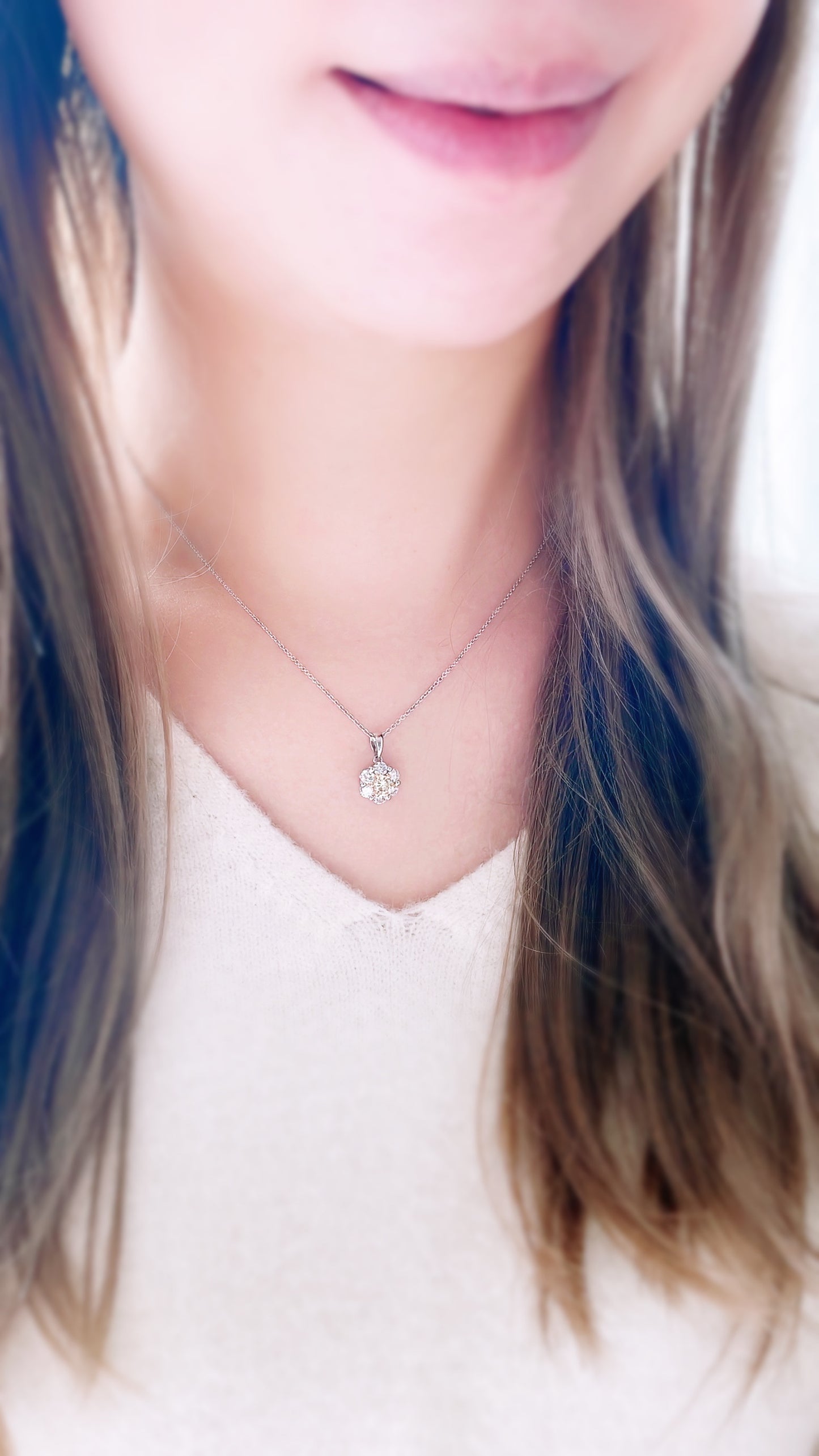 Cluster Diamond Pendant-ZEO00000584@