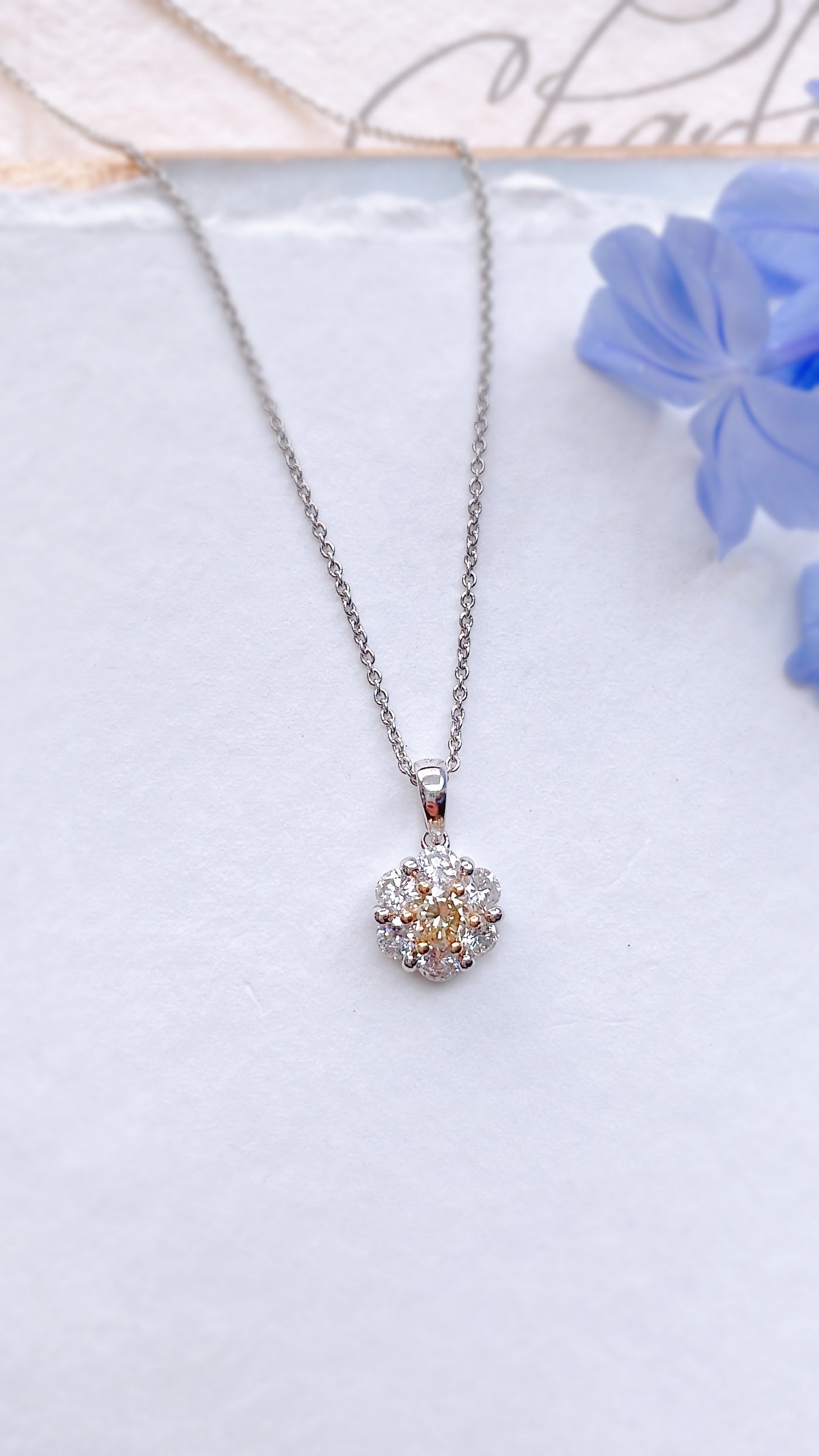 Cluster Diamond Pendant-ZEO00000584@