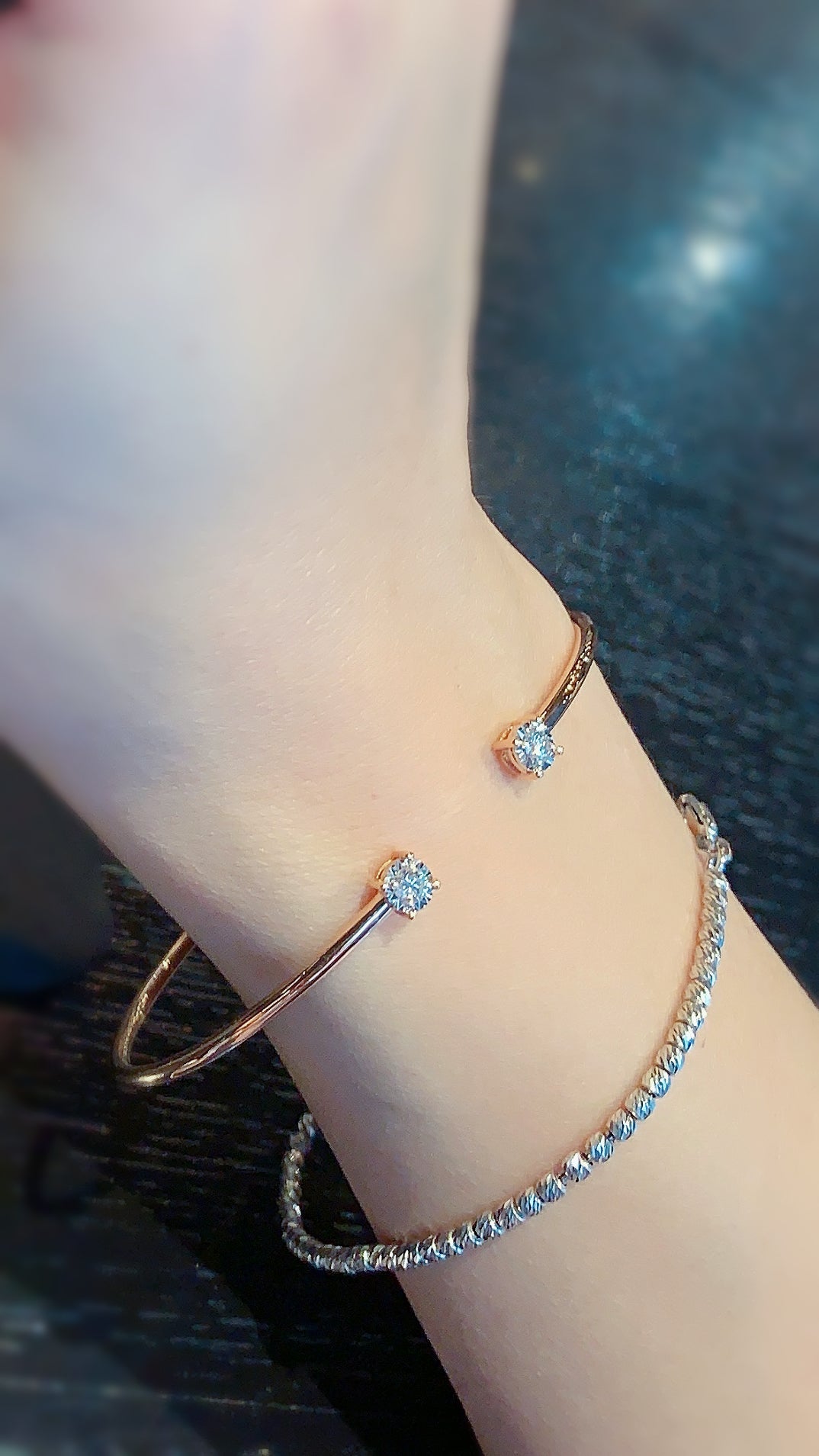Hug Me Diamond Bangle-WK3918