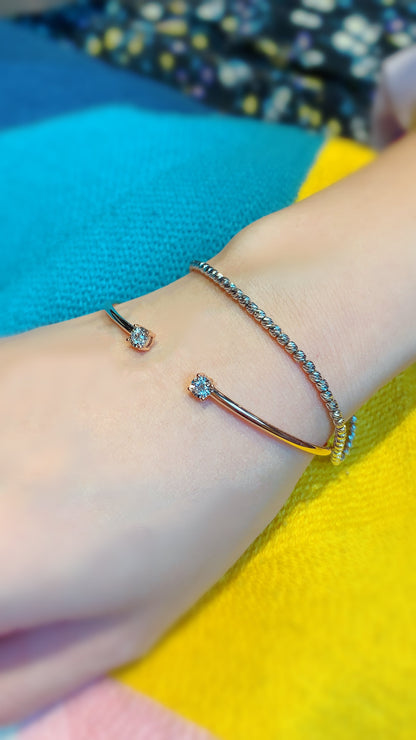 Hug Me Diamond Bangle-WK3918