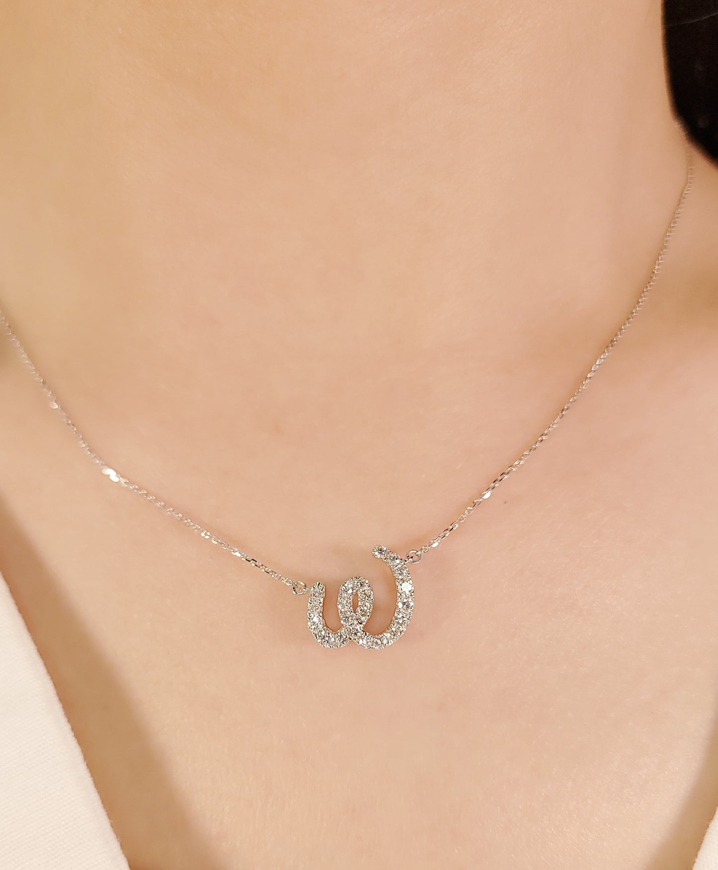 Letter W Diamond Necklace-WK4098AW@