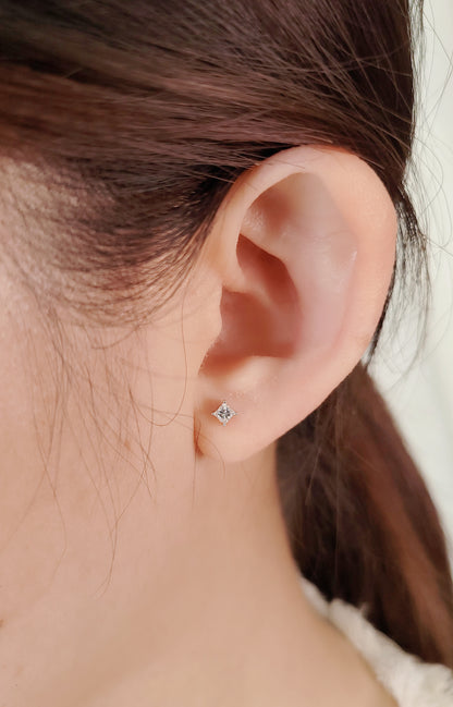 Princess Cut Diamond Earring (one piece)-WK4146SC@