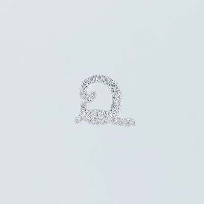 Letter Q Charme-#13057@