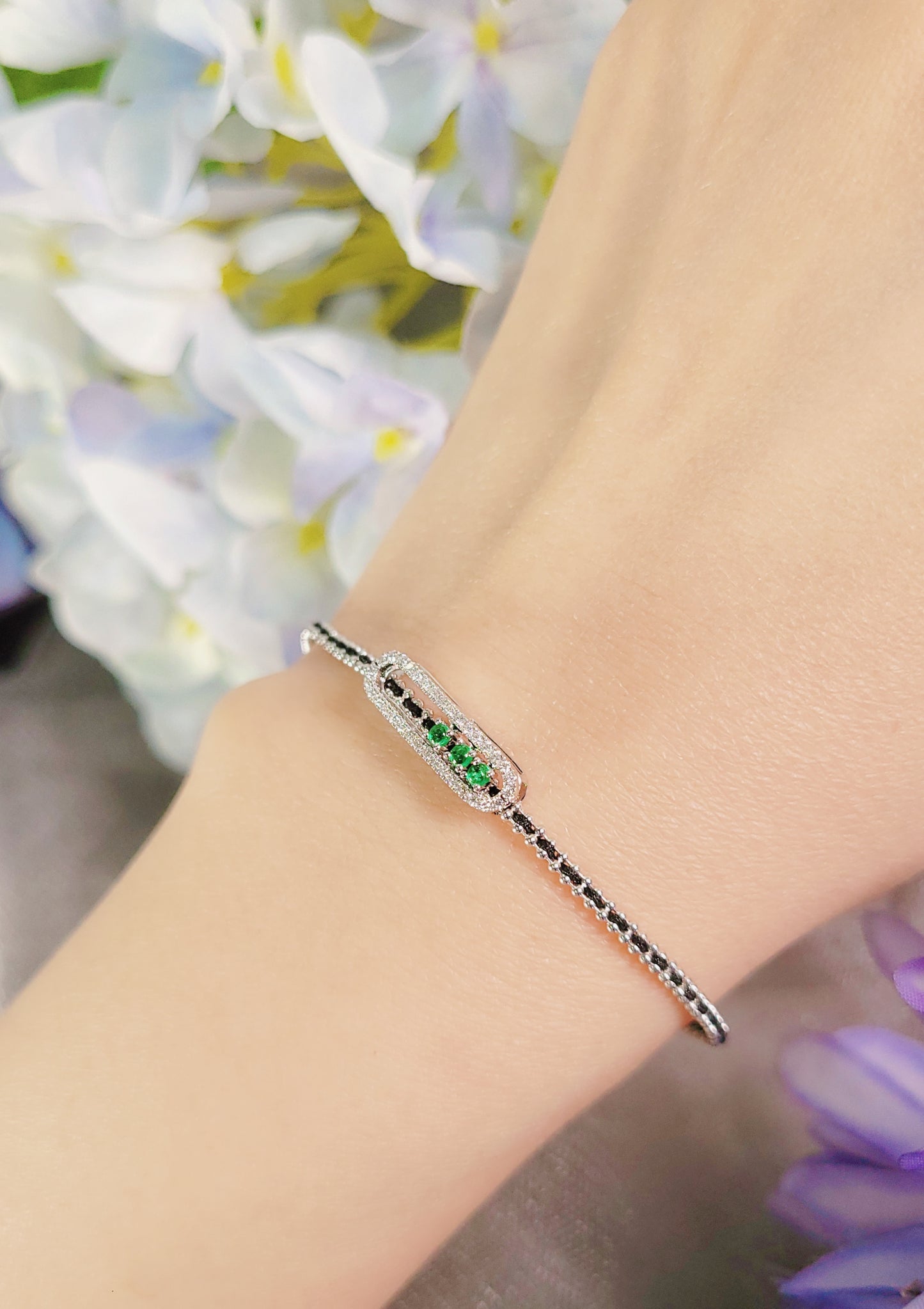 Scroll Emerald Diamond Charm-WK4123RE