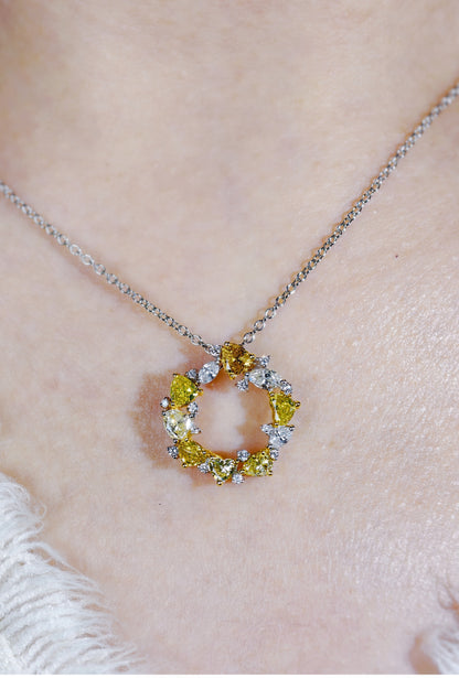 Yellow Diamond Wreath Pendant -WK3215@