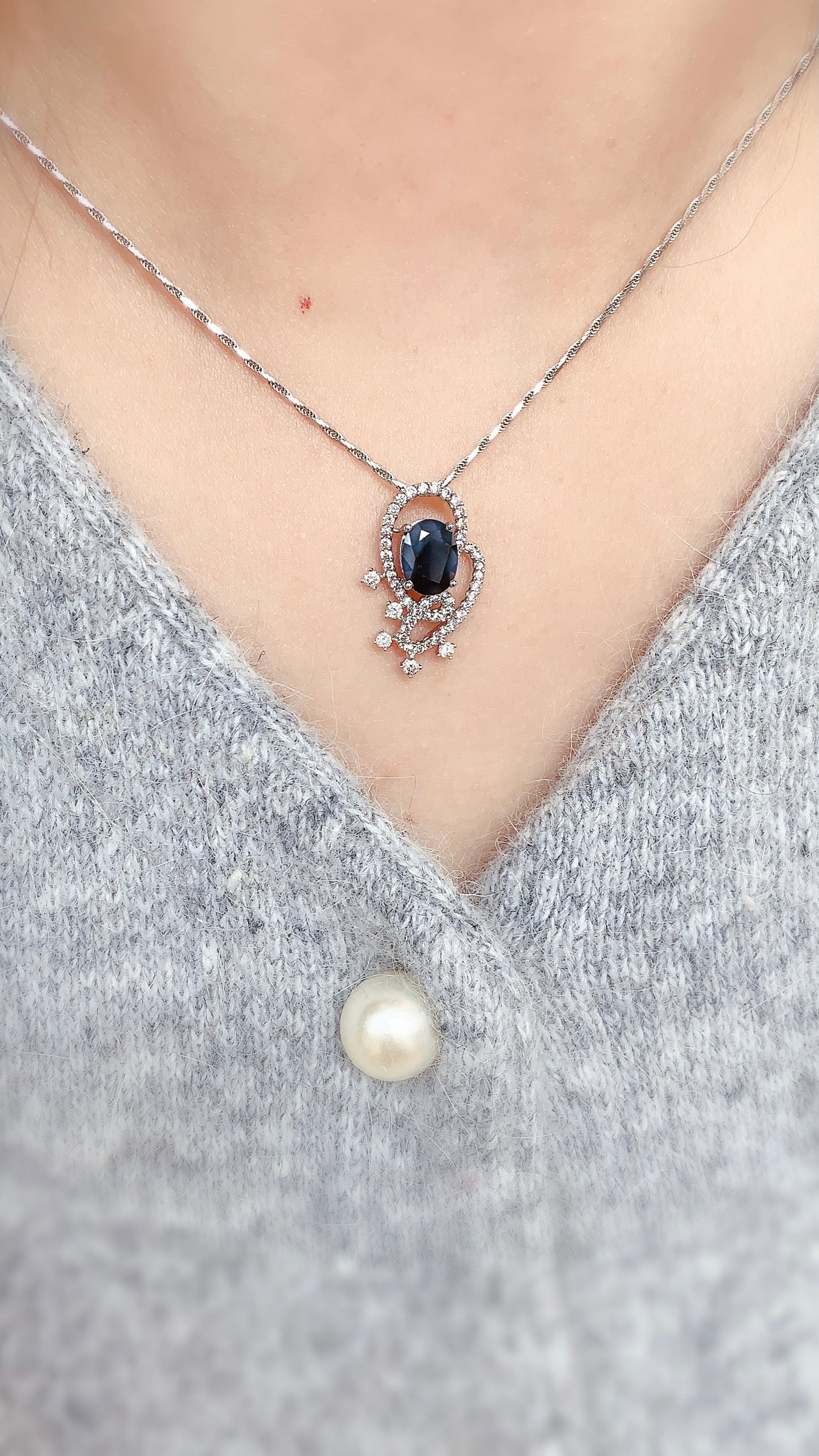 Sapphire & Diamond Pendant-BEO00001355