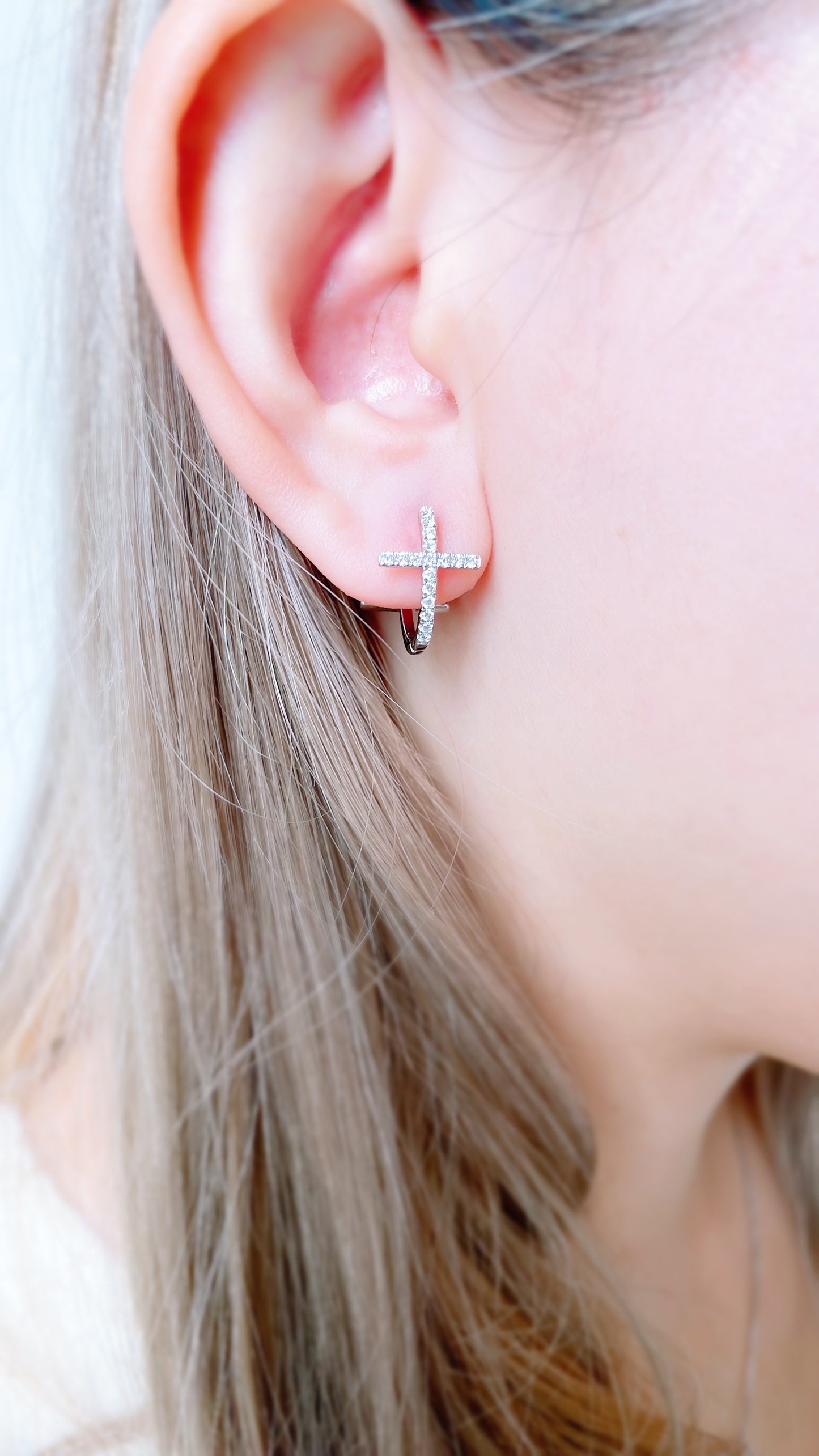 Cross Diamond Earrings (one piece)-WK3691